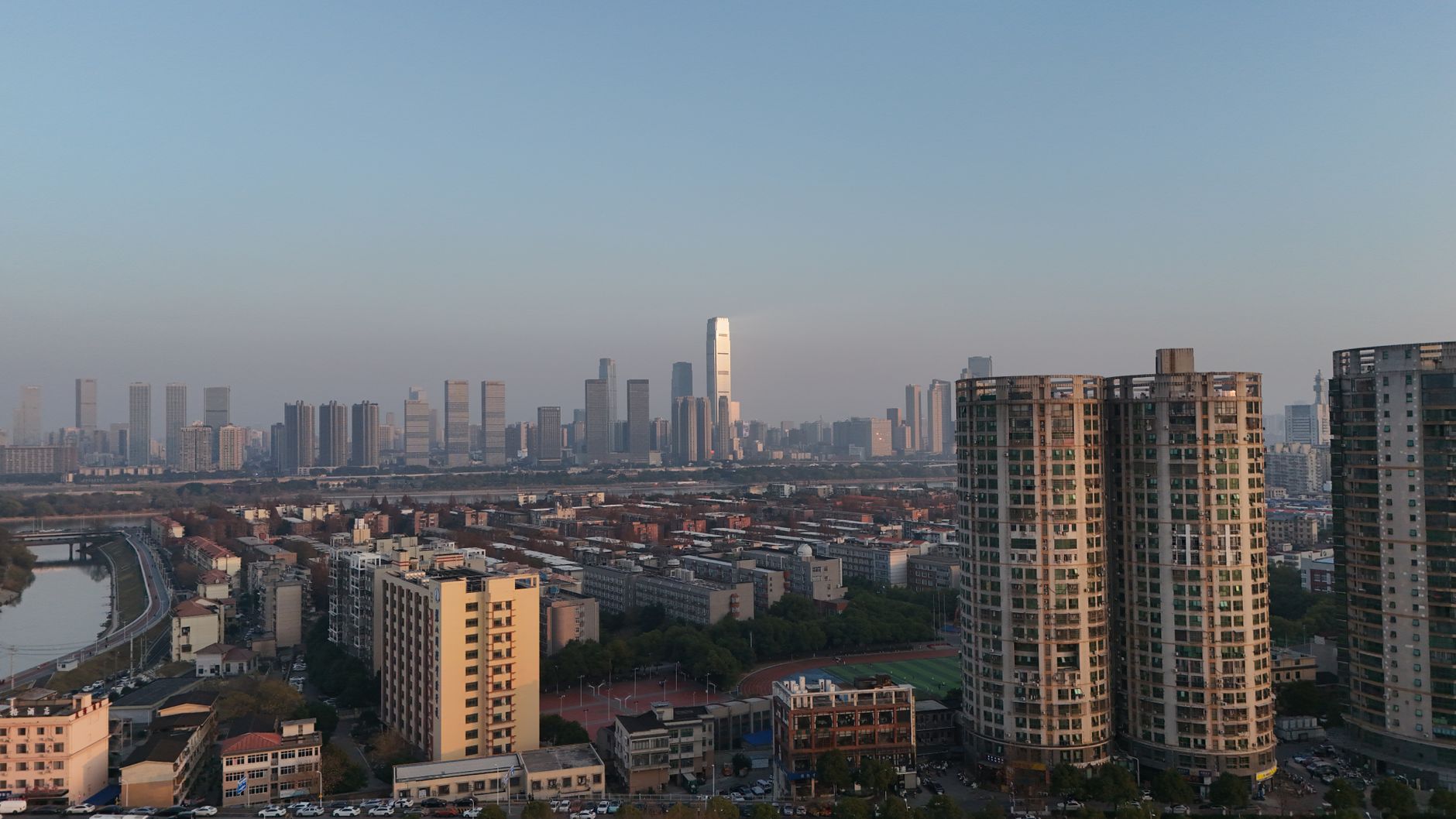 Les data centers malaisiens assoiffés d'énergie face à la canicule