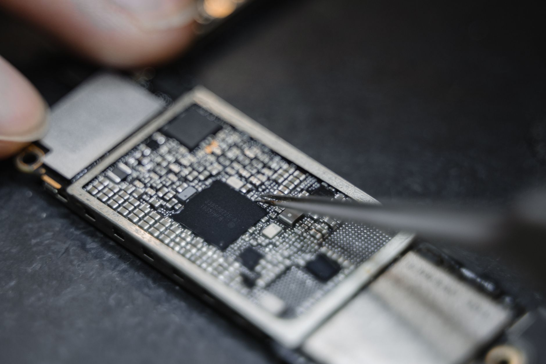 SK Hynix prévoit une pénurie de puces mémoire jusqu'en 2030 et se dit ouvert à investir aux États-Unis