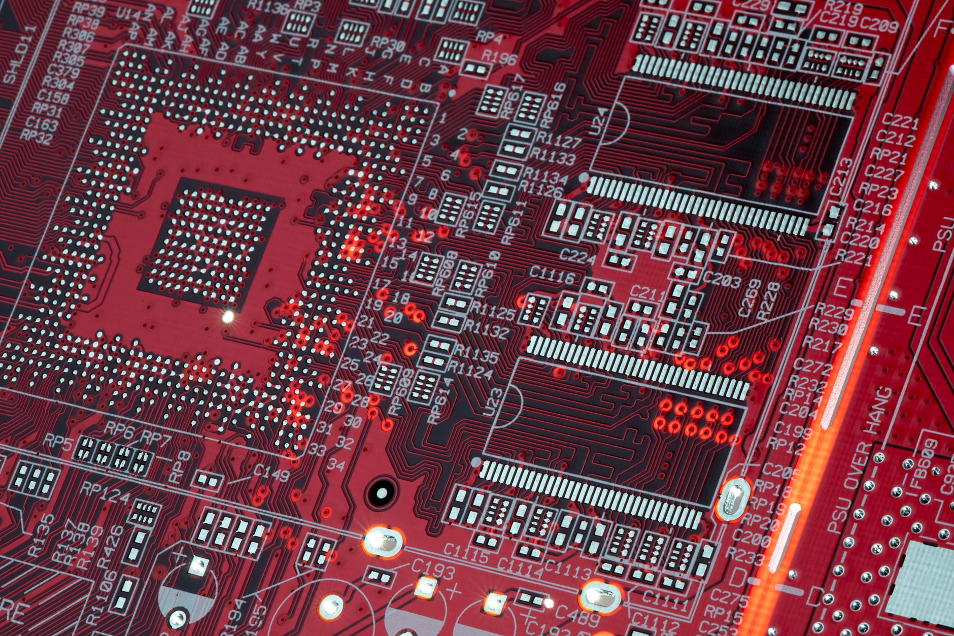Samsung confie ses modules DDR5 à des sous-traitants pour se concentrer sur le HBM