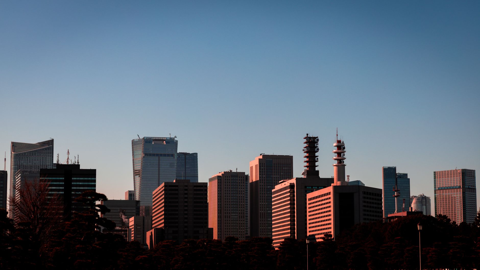 Japon et Hong Kong accélèrent la tokenisation des actifs, la BoJ remonte ses taux