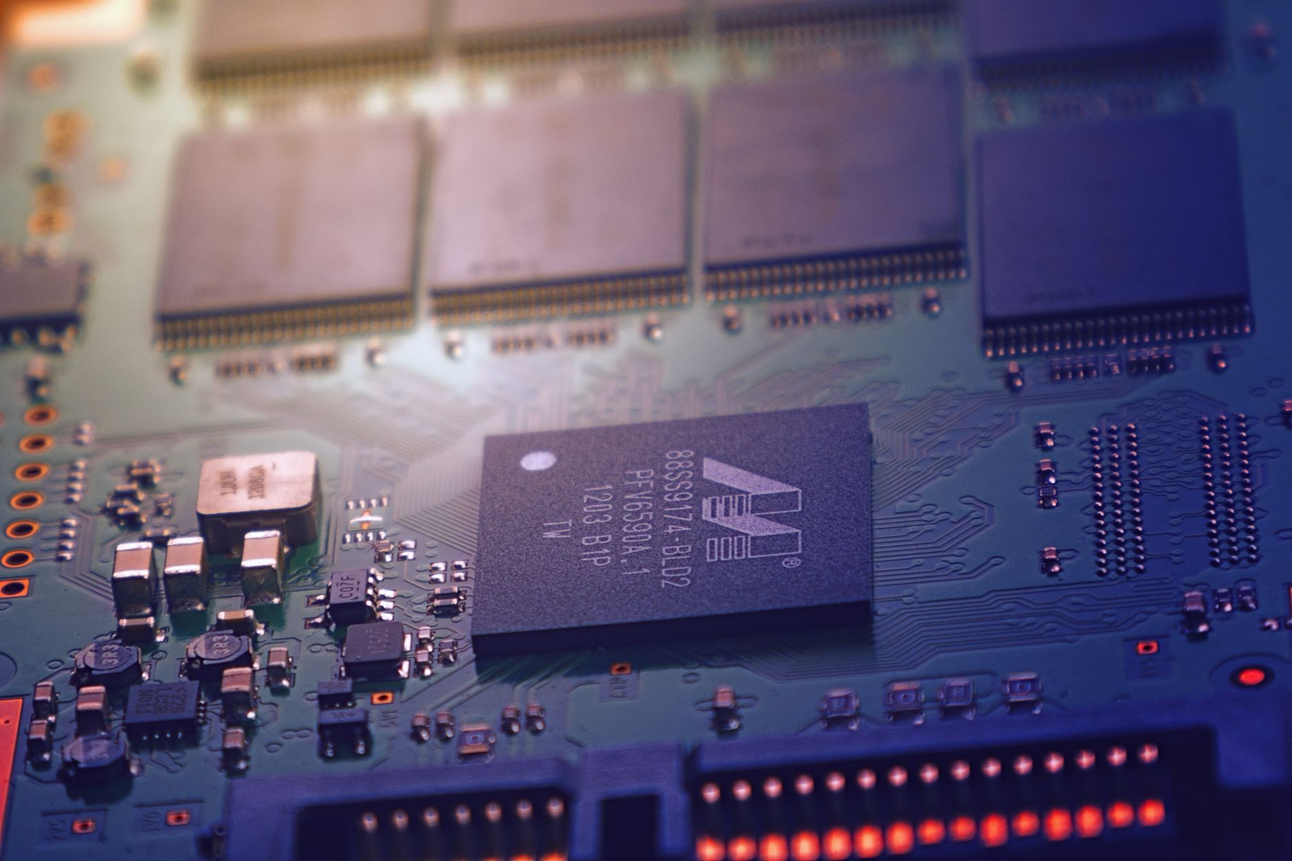 CXMT, le spécialiste chinois de la DRAM, se lance dans la mémoire flash NAND face à Samsung et YMTC
