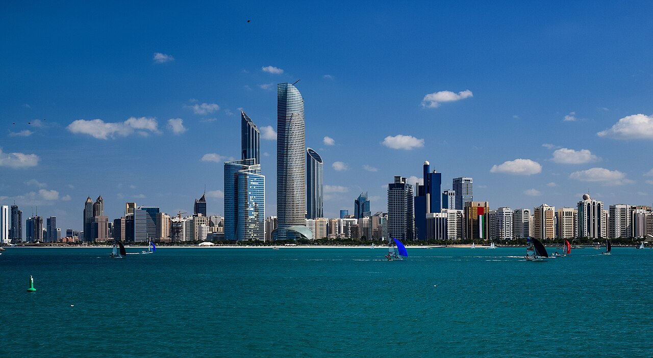 Les Émirats misent sur l'IA américaine, Abou Dhabi choisit Washington face à Pékin