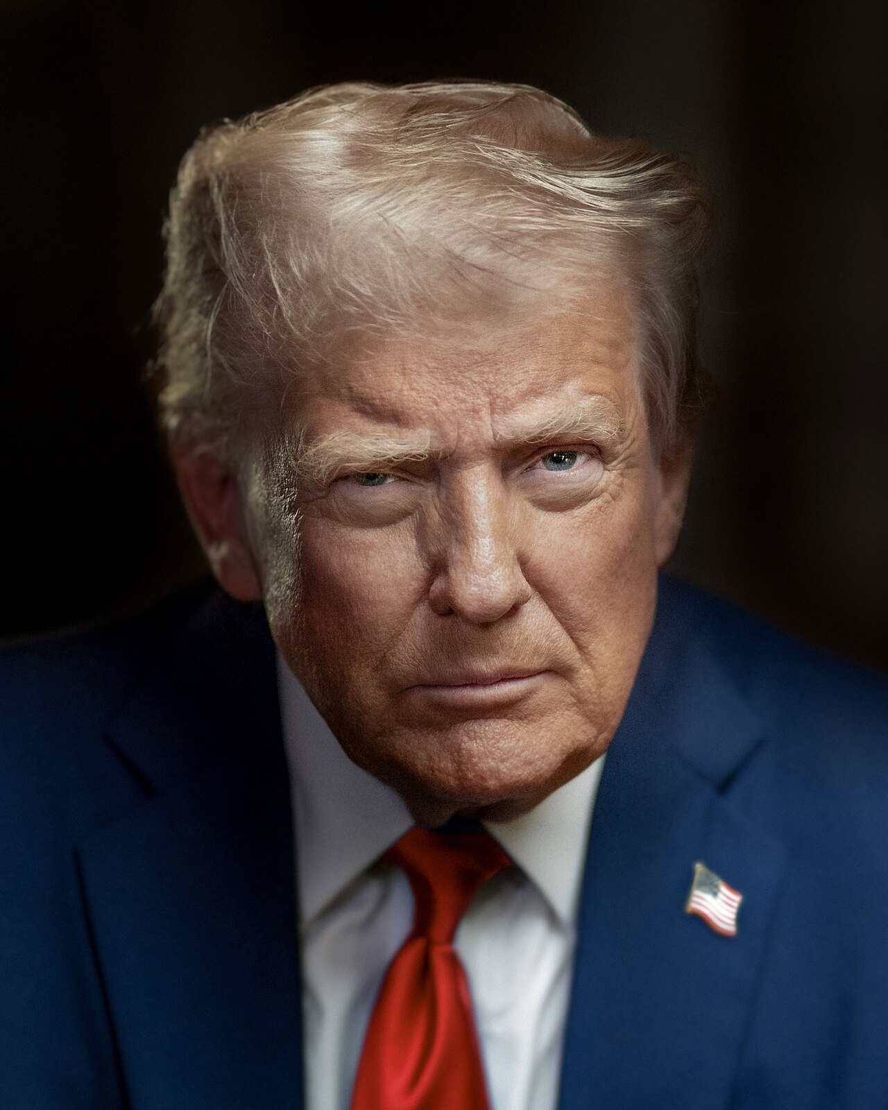 Face à Trump, la Fed devrait maintenir ses taux avant les midterms